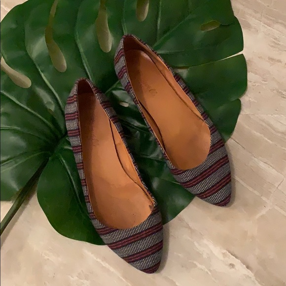Madewell Shoes - Madewell printed fabric pointy toe flats